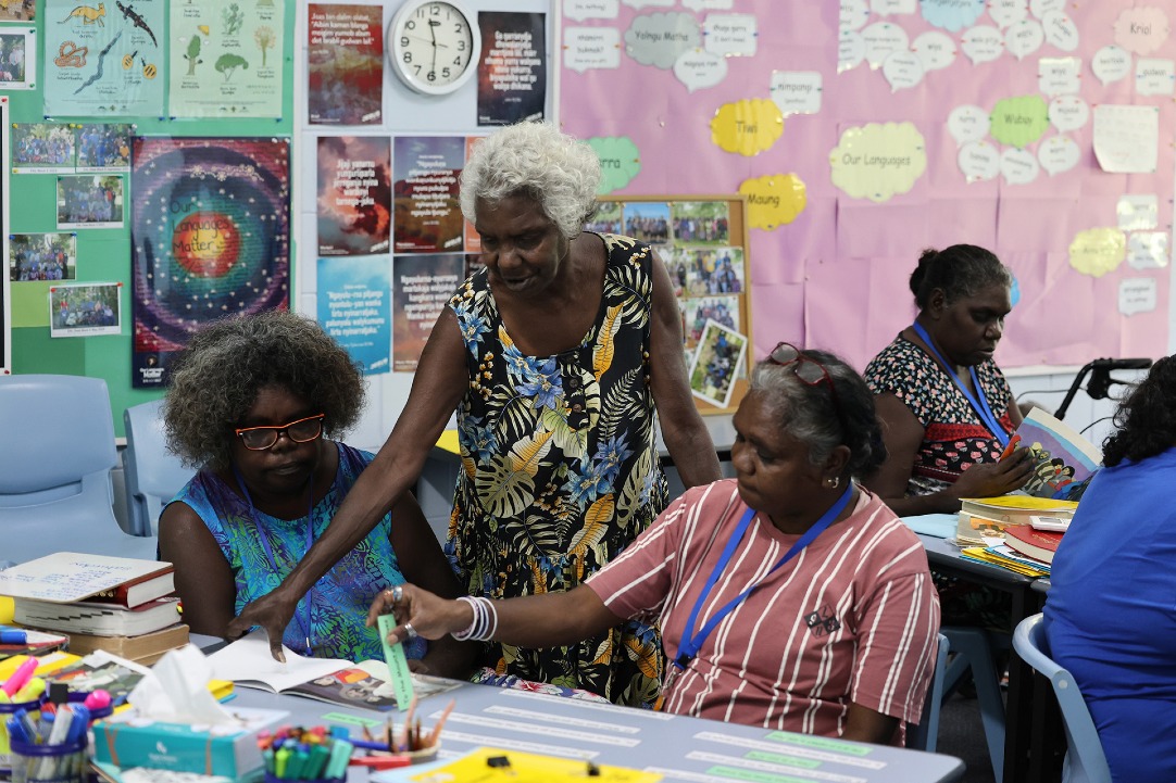 A Nungalinya co-teacher in action